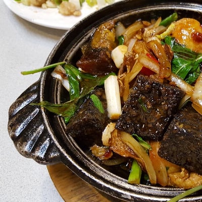 寒鸦栖枯枝头像